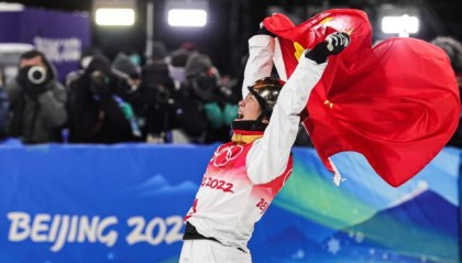 开云体育官网-徐梦桃了不起！昨晚她这一金创平多少神奇纪录