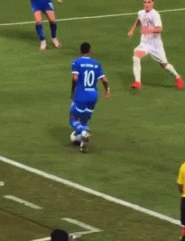 1729552289547065139.gif 内马尔穿裆.gif