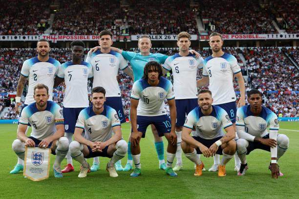 1687213712380092835.jpg 1499823118-612x612.jpg